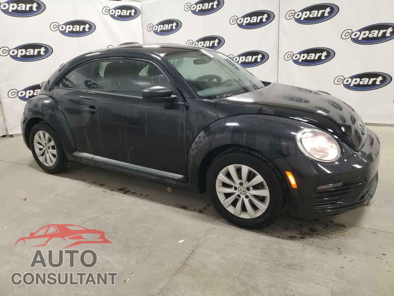 VOLKSWAGEN BEETLE 2017 - 3VWF17AT9HM616259