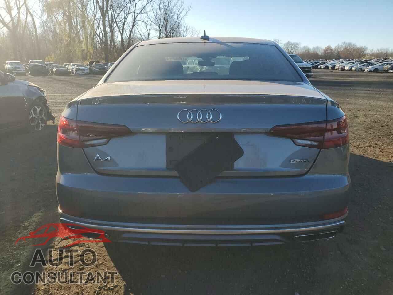 AUDI A4 2019 - WAUDNAF45KN018144