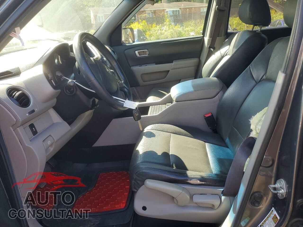 HONDA PILOT 2012 - 5FNYF4H21CB021864