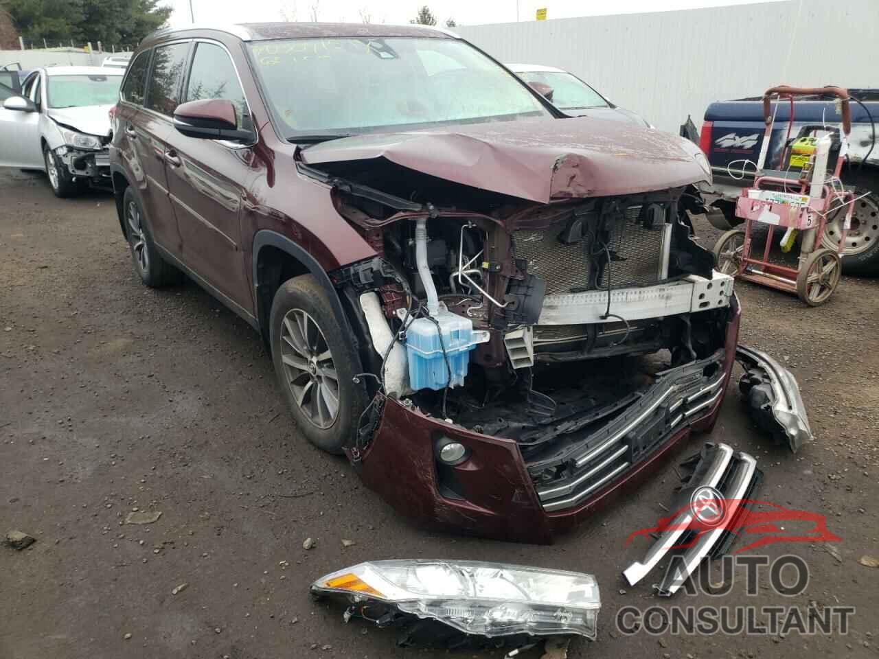 TOYOTA HIGHLANDER 2019 - 5TDJZRFH1KS981581