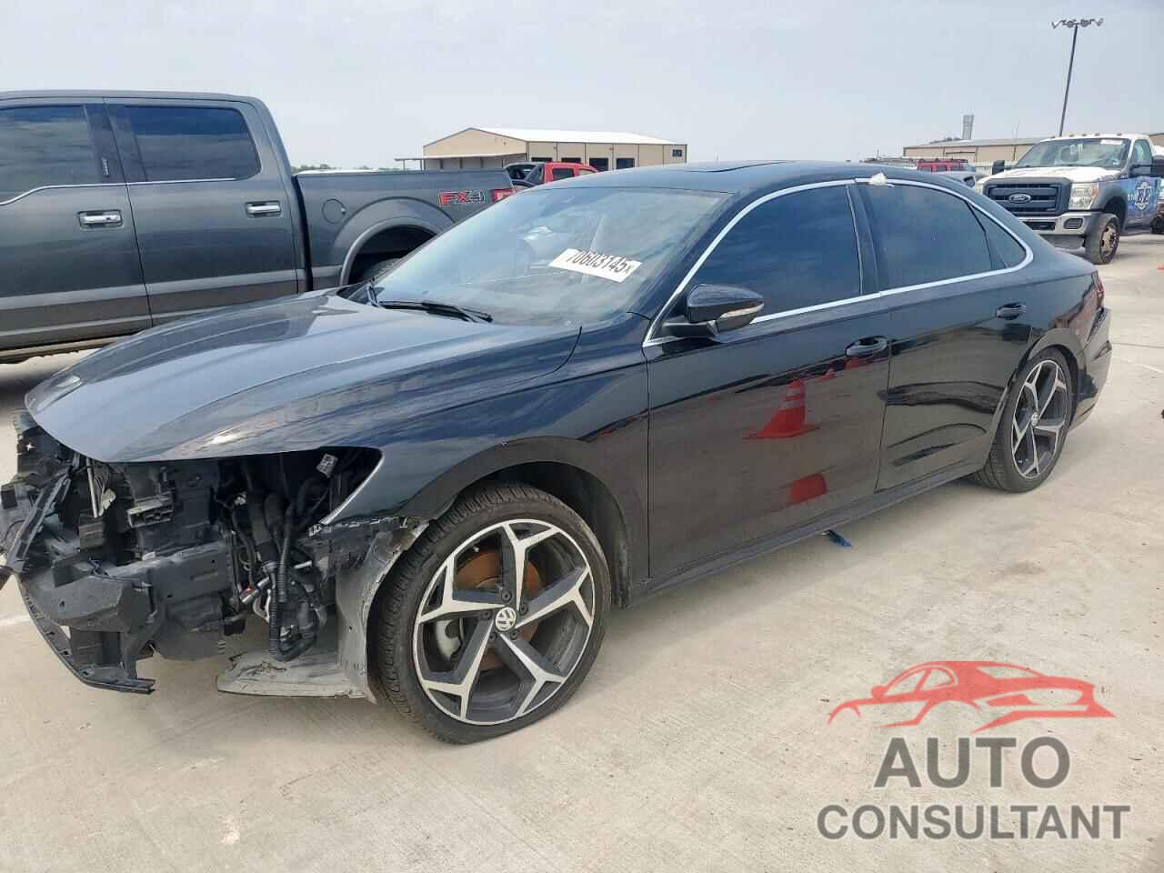 VOLKSWAGEN PASSAT 2021 - 1VWSA7A37MC007522