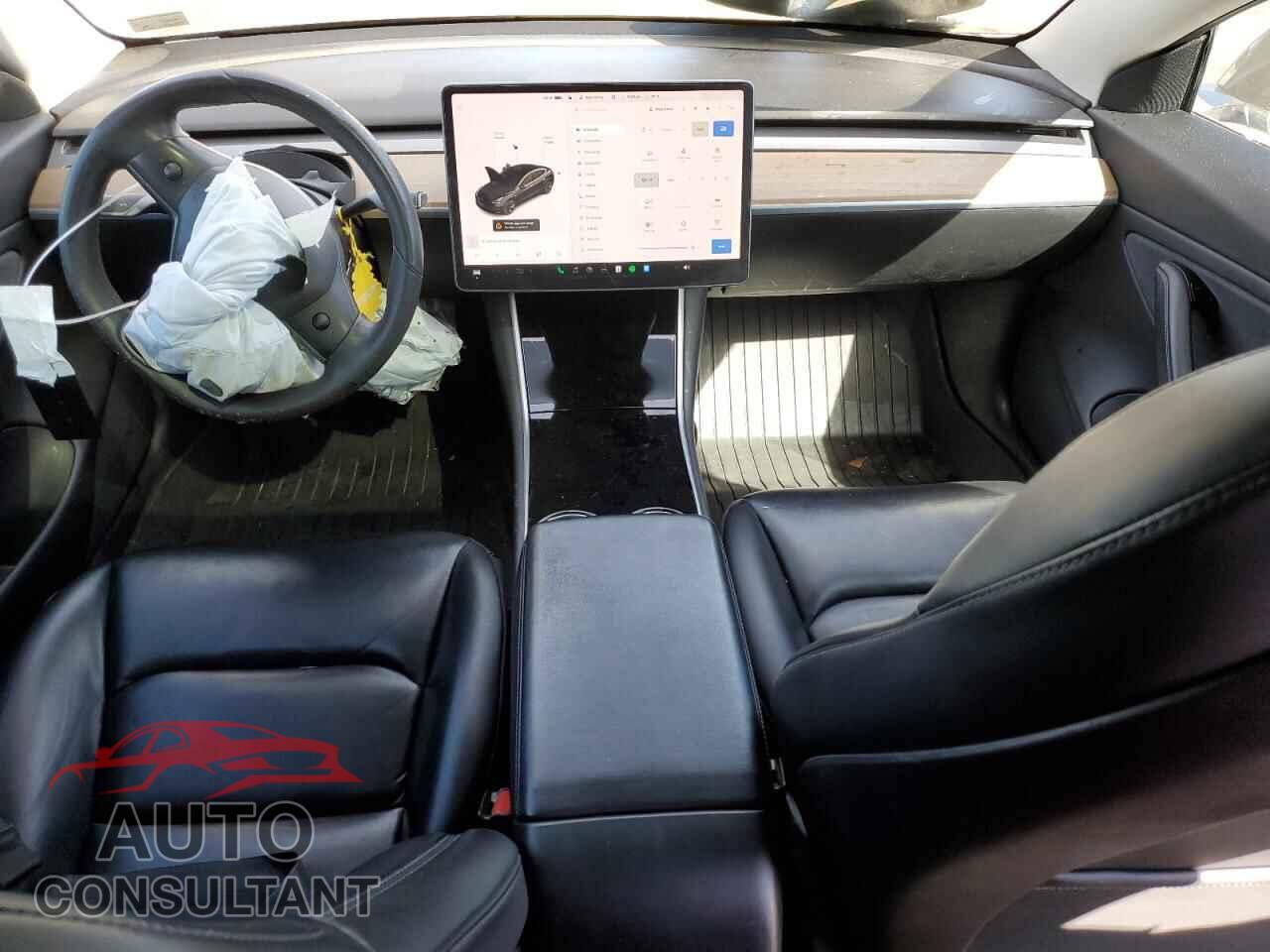 TESLA MODEL 3 2019 - 5YJ3E1EA5KF426714