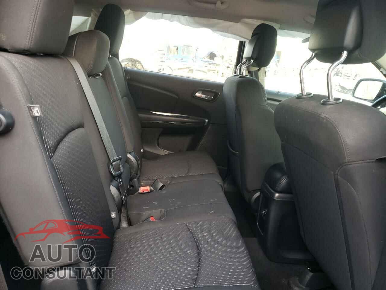 DODGE JOURNEY 2018 - 3C4PDCAB8JT517930