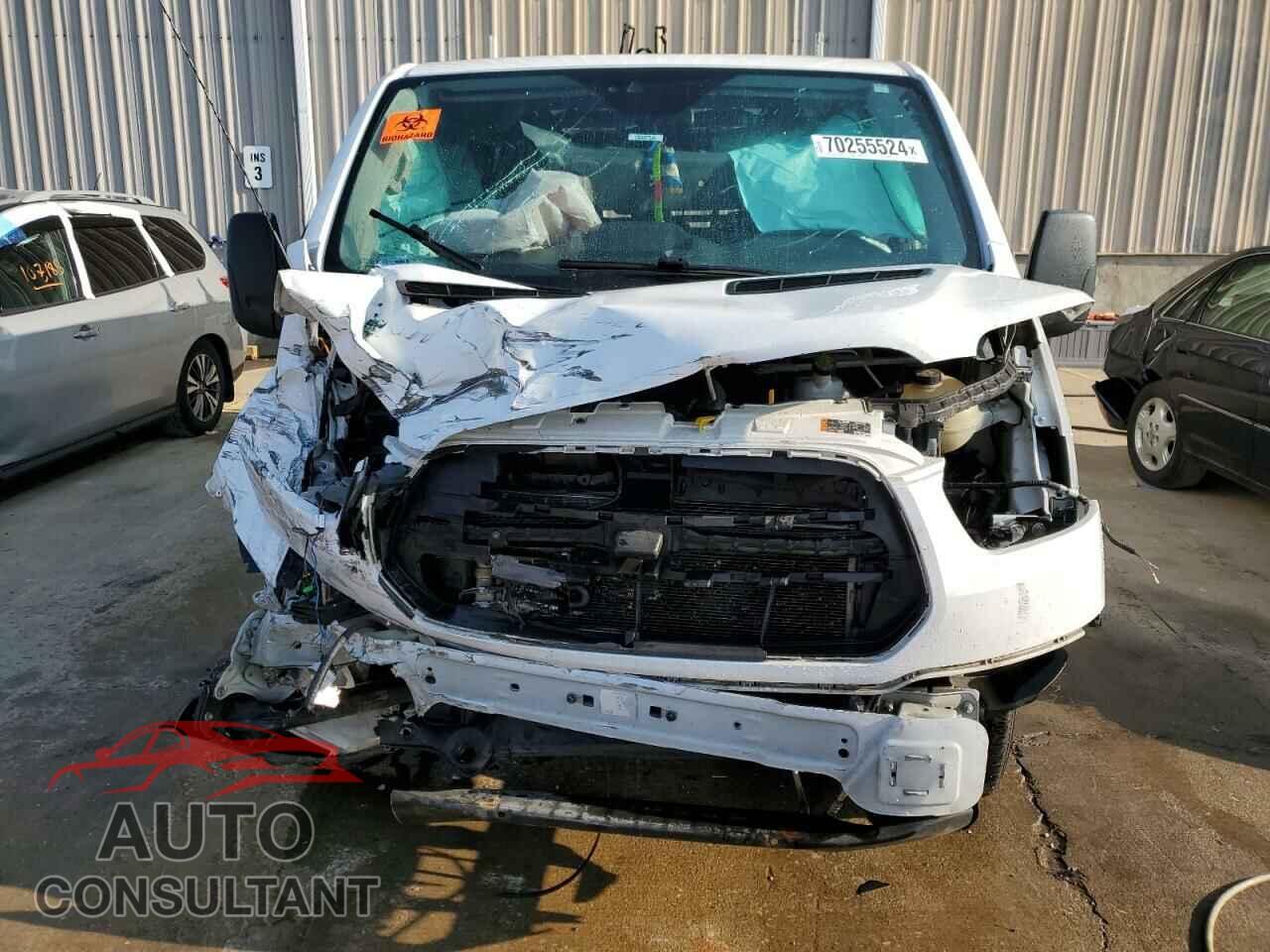 FORD TRANSIT 2017 - 1FTYE2YM5HKA00857
