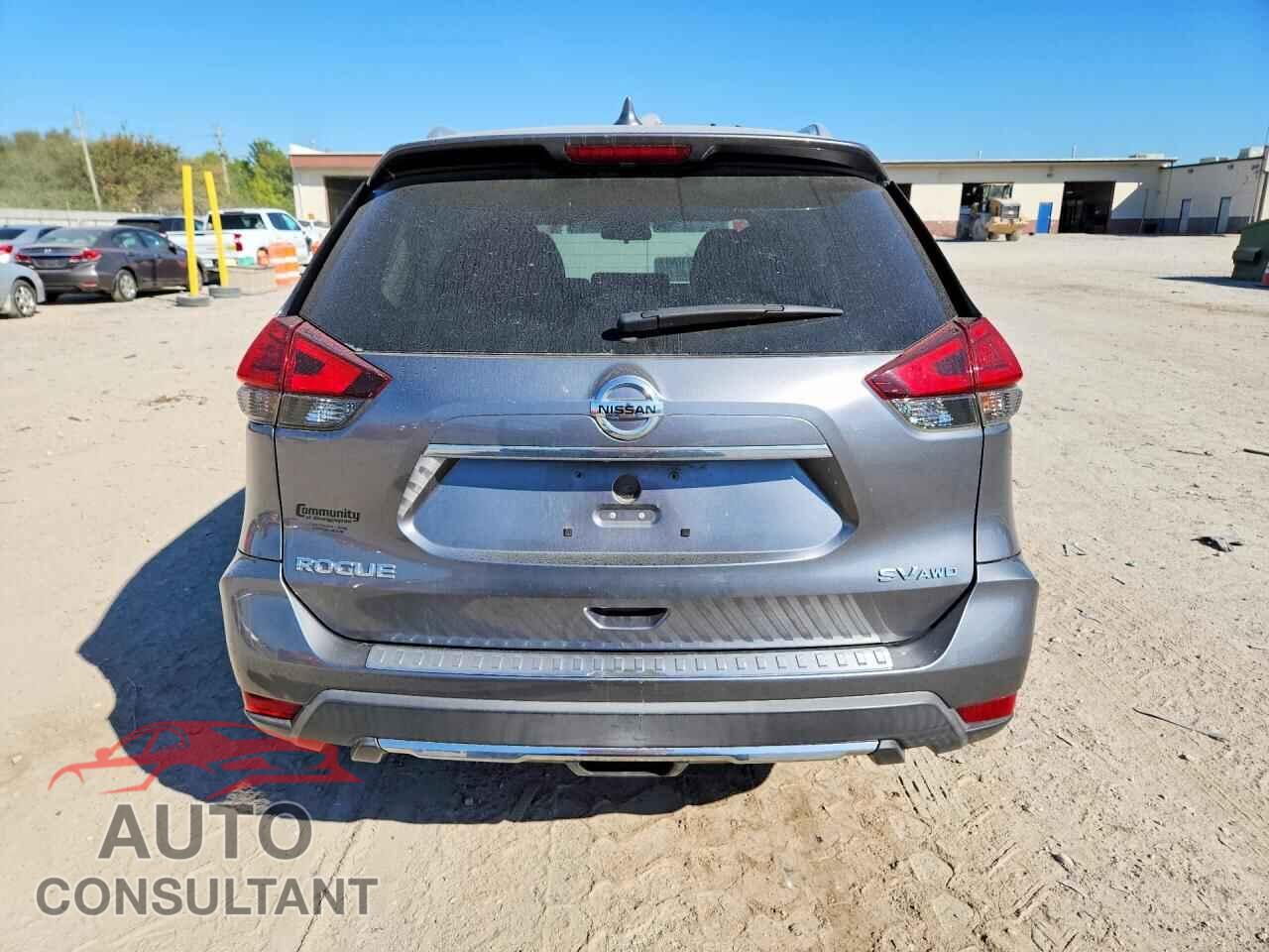 NISSAN ROGUE 2017 - KNMAT2MV9HP595415
