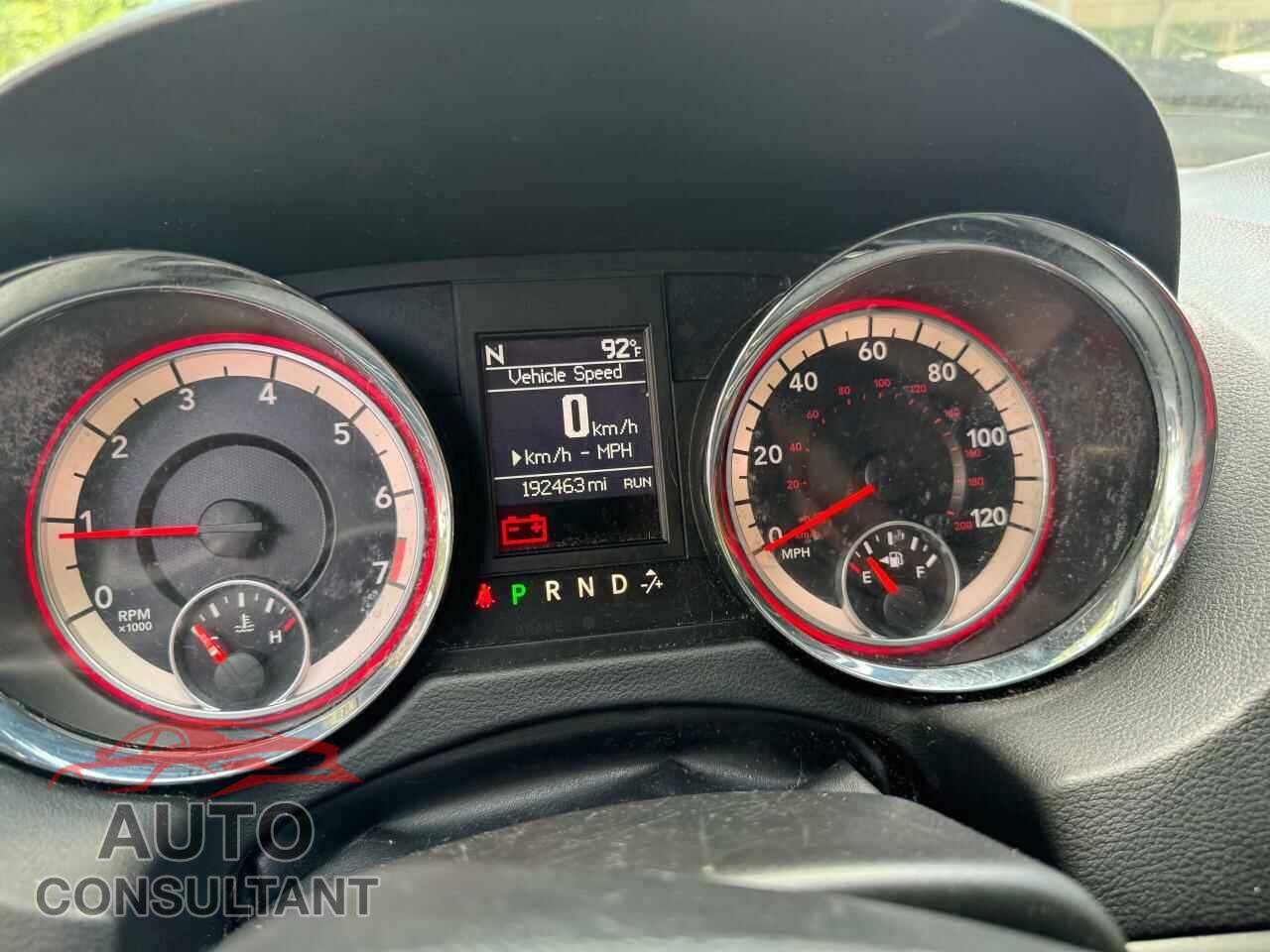 DODGE CARAVAN 2017 - 2C4RDGEG3HR857201