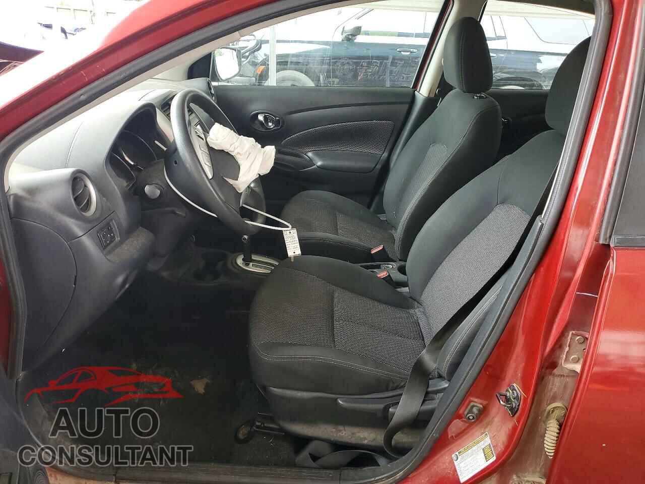 NISSAN VERSA 2019 - 3N1CN7AP1KL856449