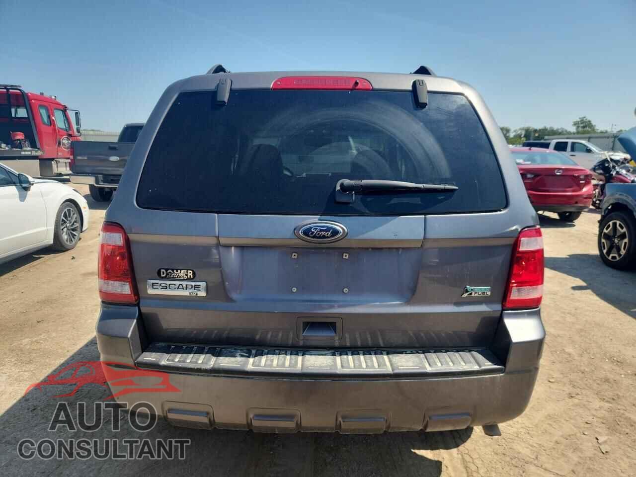 FORD ESCAPE 2010 - 1FMCU0DG1AKD28473