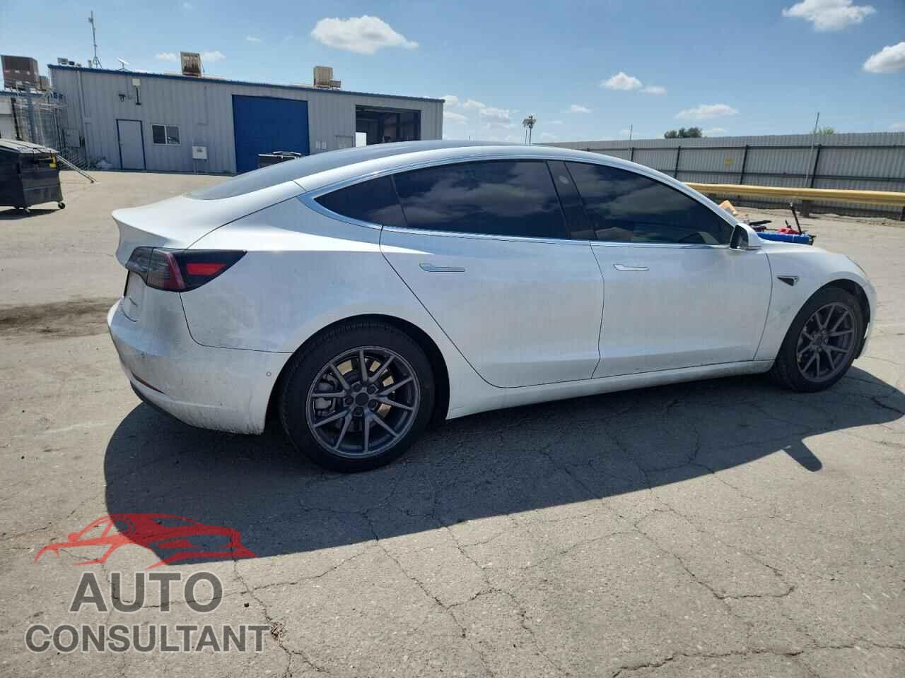 TESLA MODEL 3 2020 - 5YJ3E1EB2LF746471