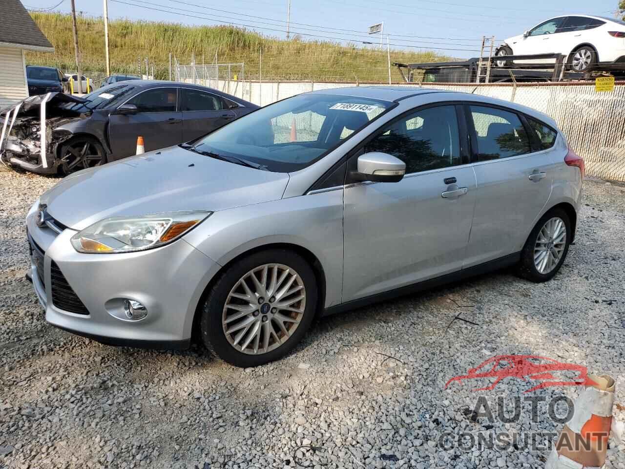 FORD FOCUS 2012 - 1FAHP3M22CL233365