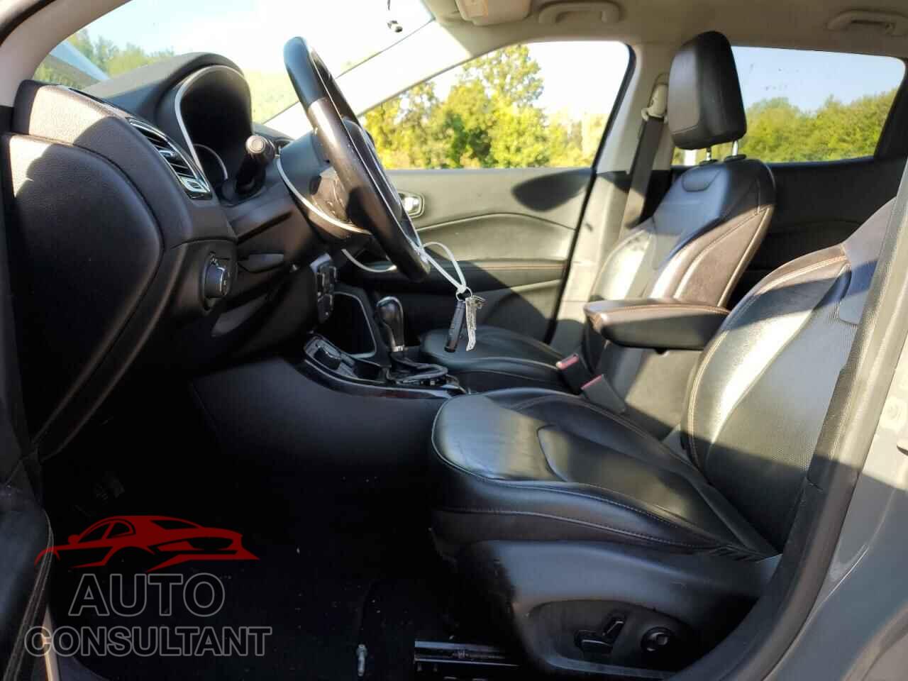 JEEP COMPASS 2020 - 3C4NJDCB0LT208667