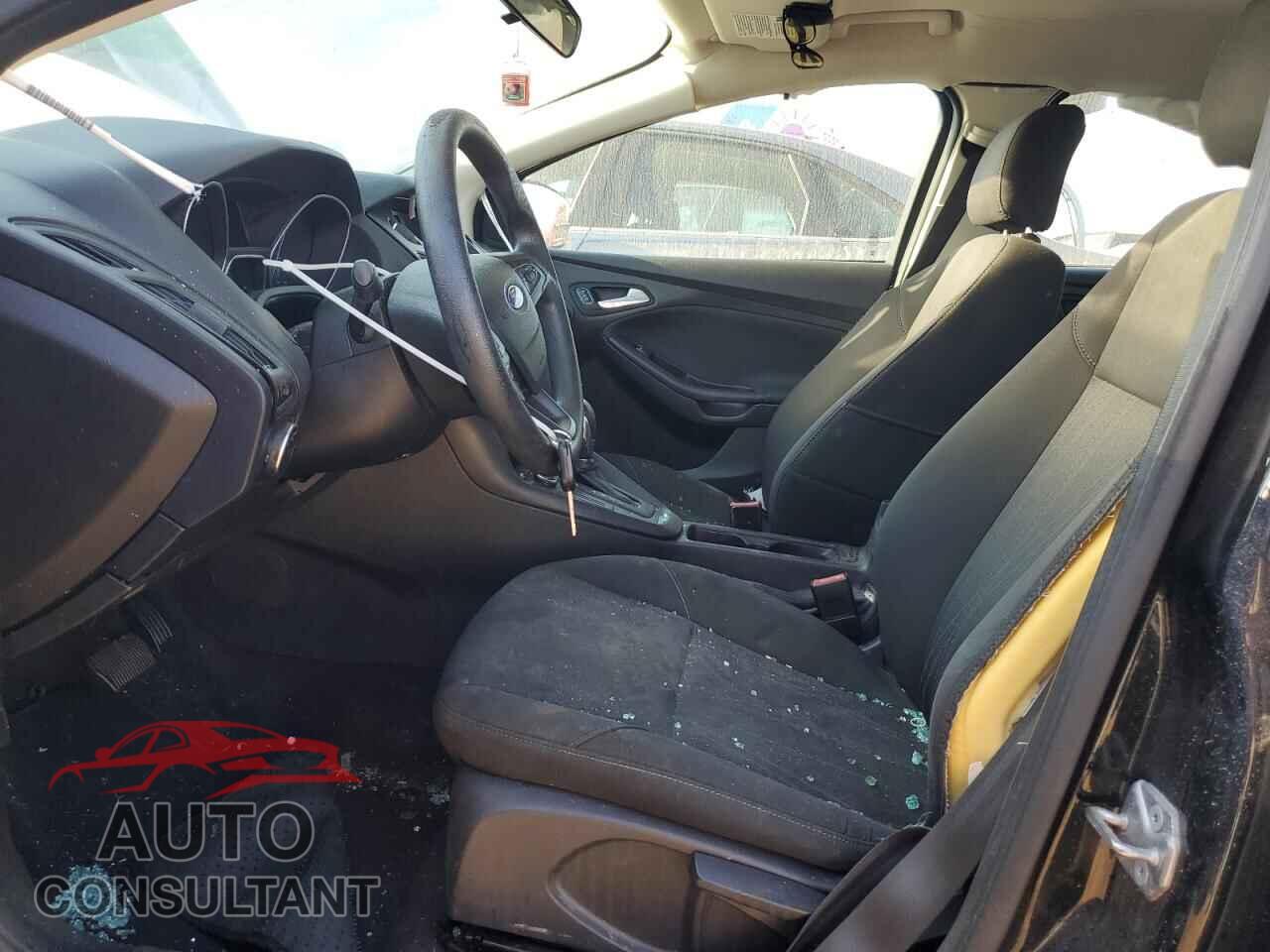 FORD FOCUS 2016 - 1FADP3F21GL203825