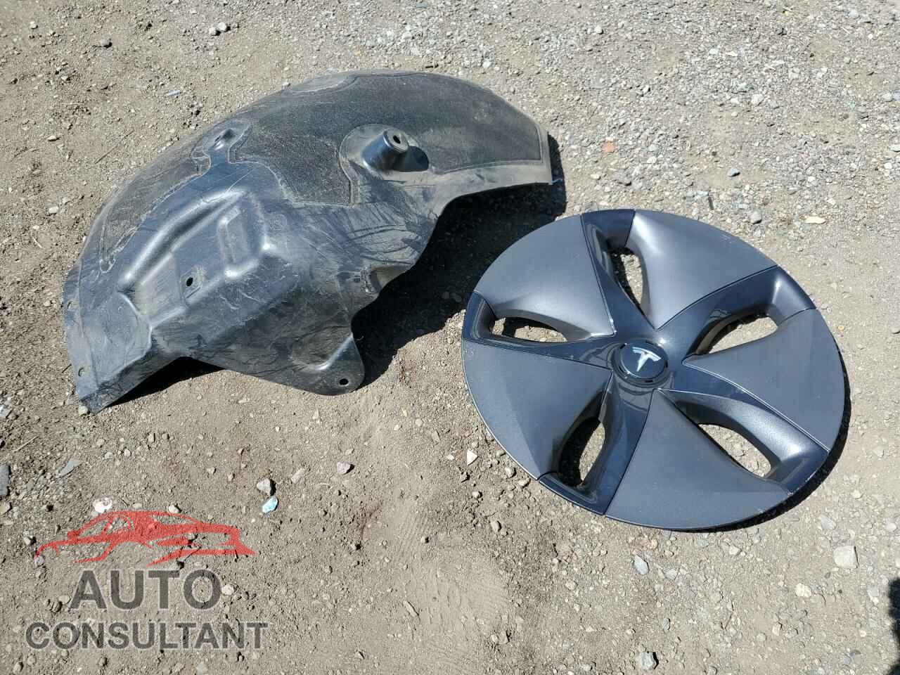 TESLA MODEL 3 2018 - 5YJ3E1EA3JF022969