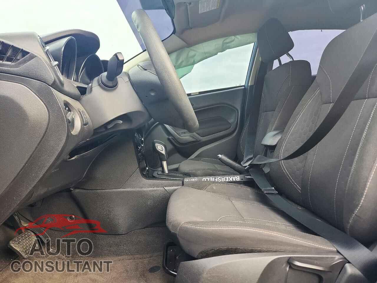 FORD FIESTA 2017 - 3FADP4EJ1HM124704