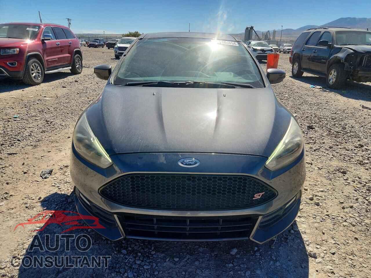 FORD FOCUS 2016 - 1FADP3L95GL310636