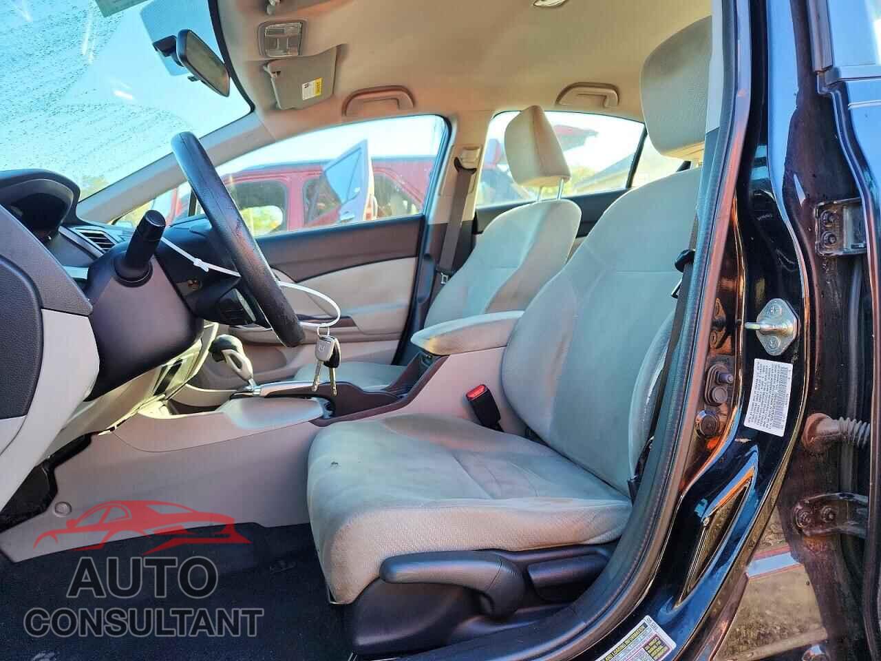 HONDA CIVIC 2013 - 19XFB2F58DE215982