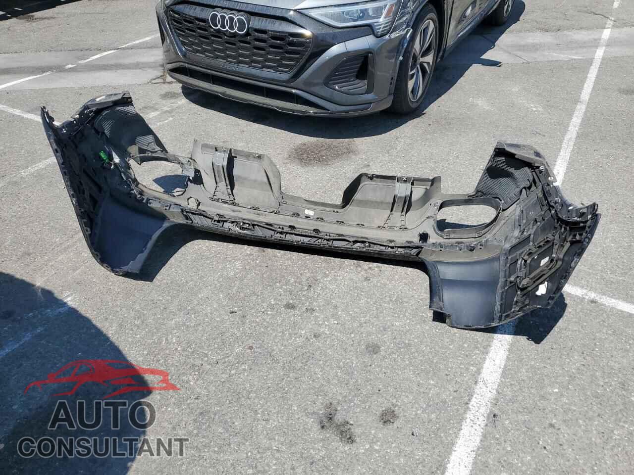 PORSCHE CAYENNE 2017 - WP1AA2A29HKA80250