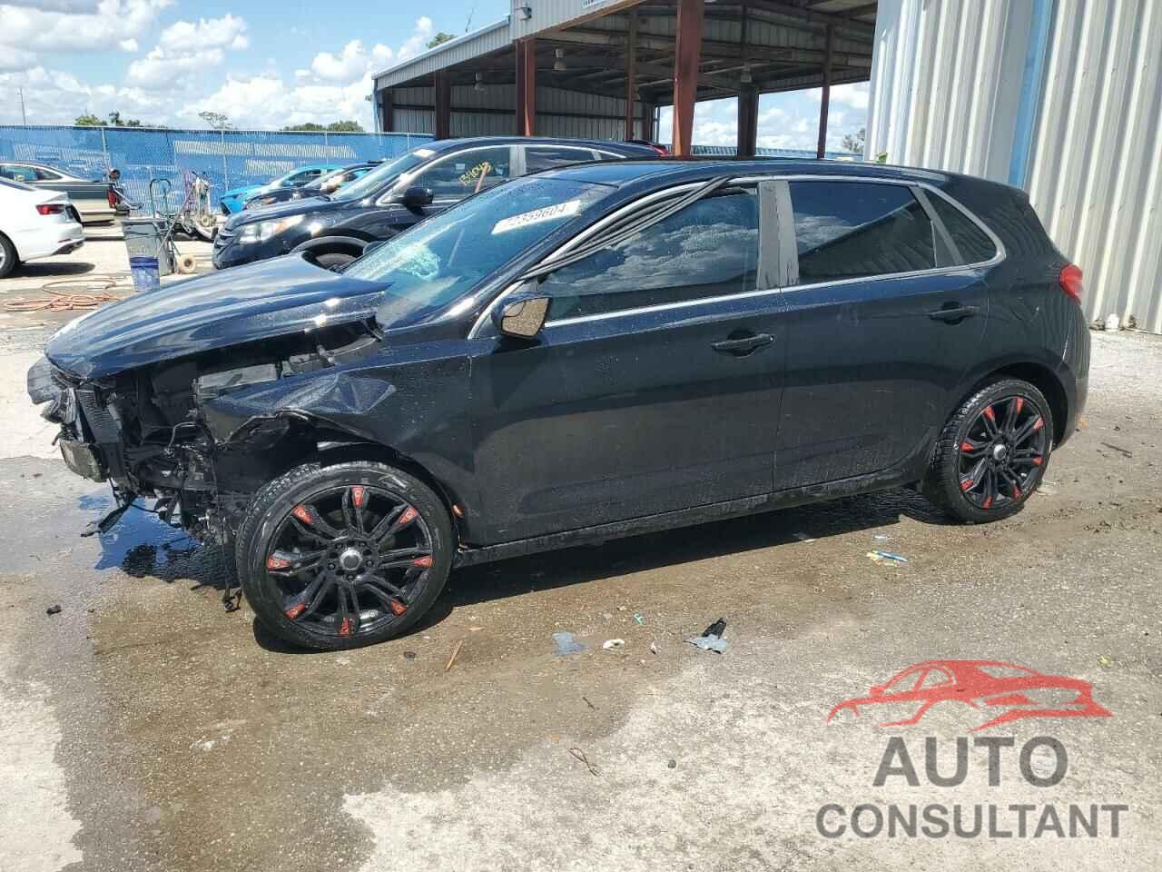 HYUNDAI ELANTRA 2018 - KMHH35LE7JU009993