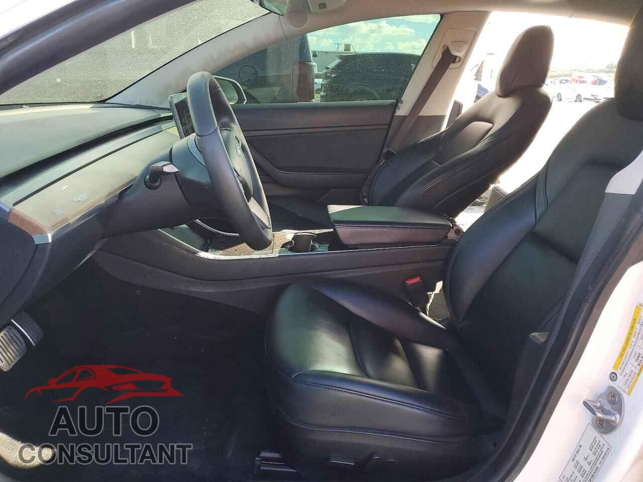 TESLA MODEL 3 2020 - 5YJ3E1EB3LF619146