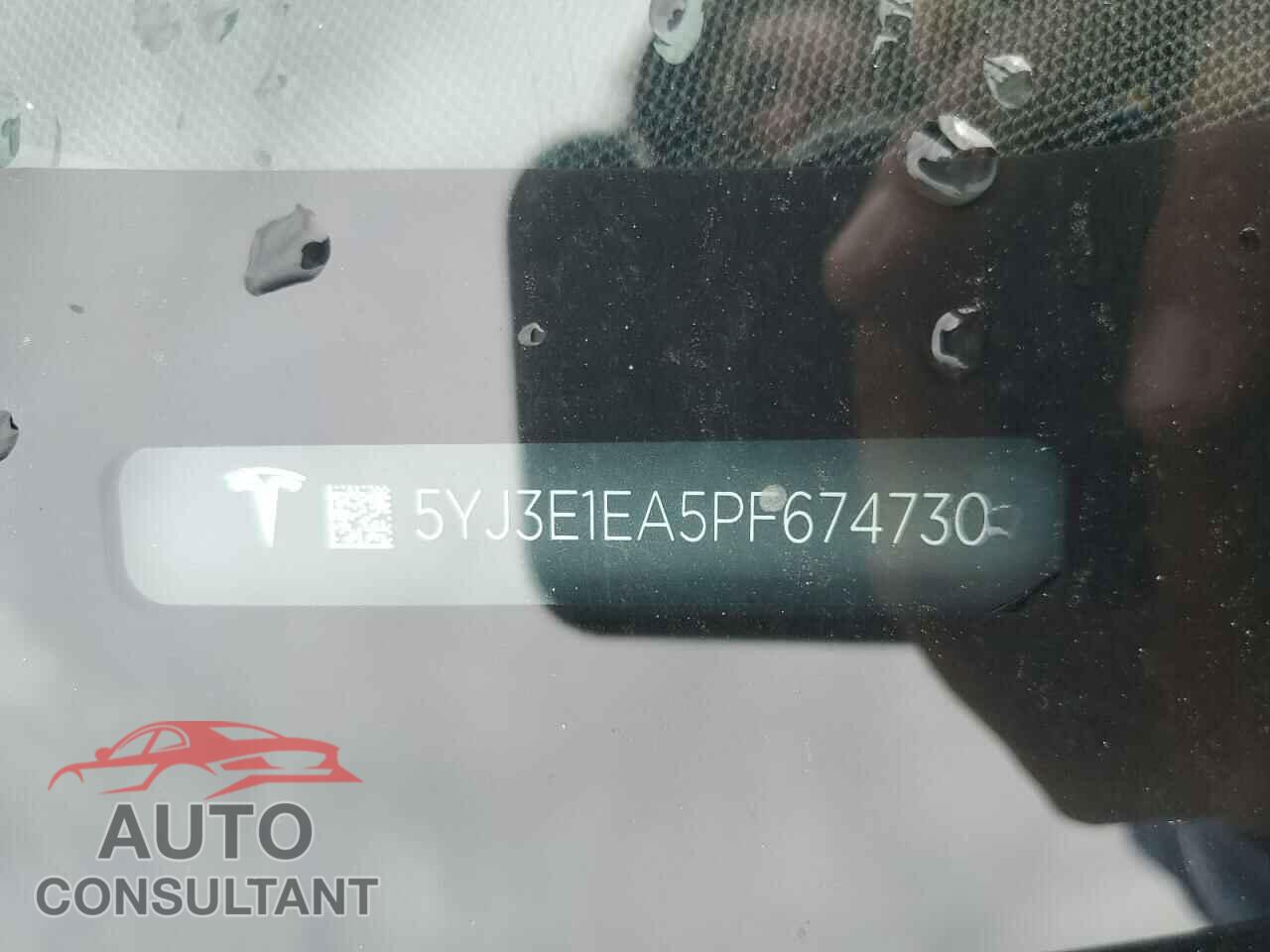 TESLA MODEL 3 2023 - 5YJ3E1EA5PF674730
