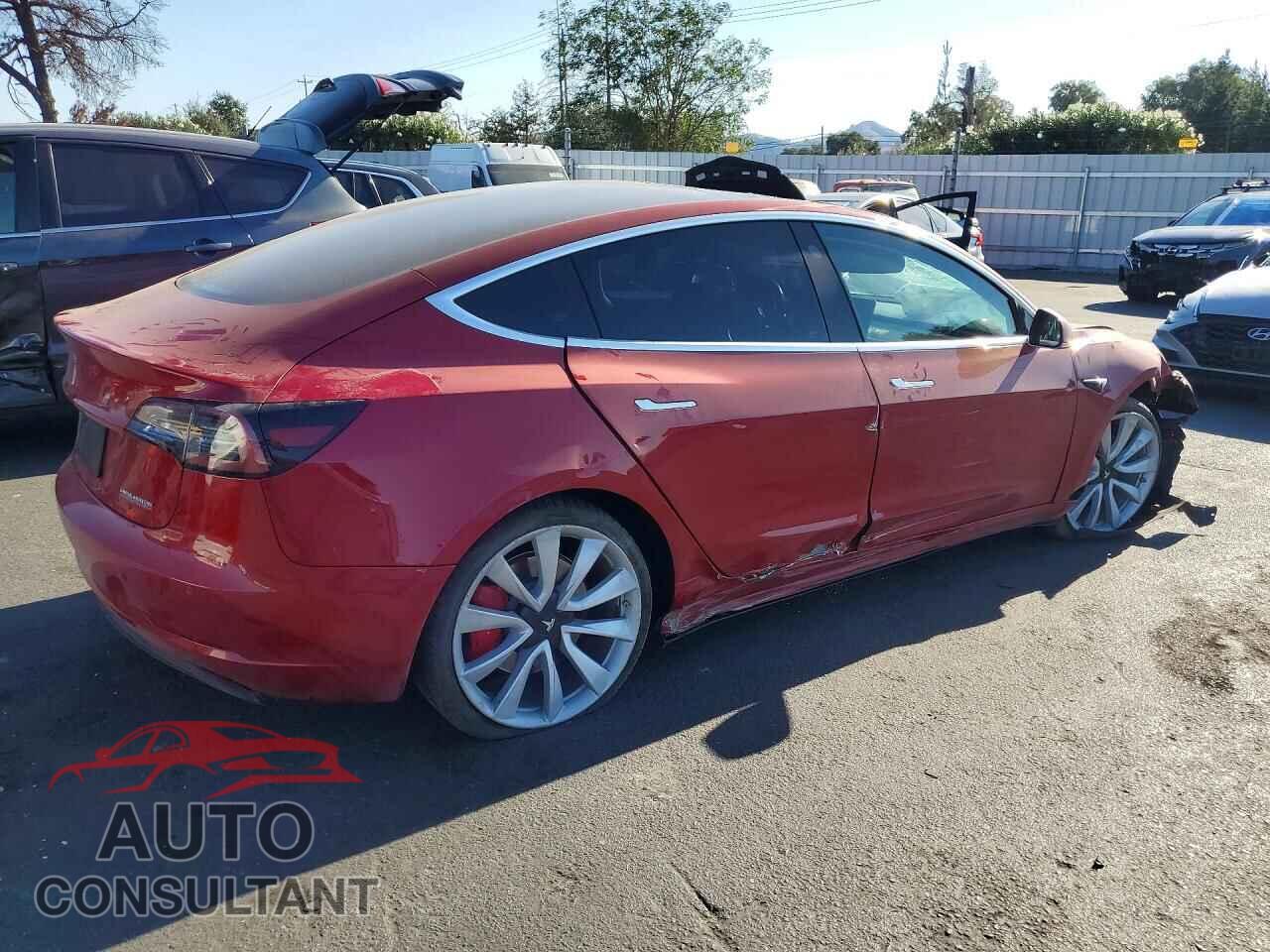 TESLA MODEL 3 2018 - 5YJ3E1EB5JF083619