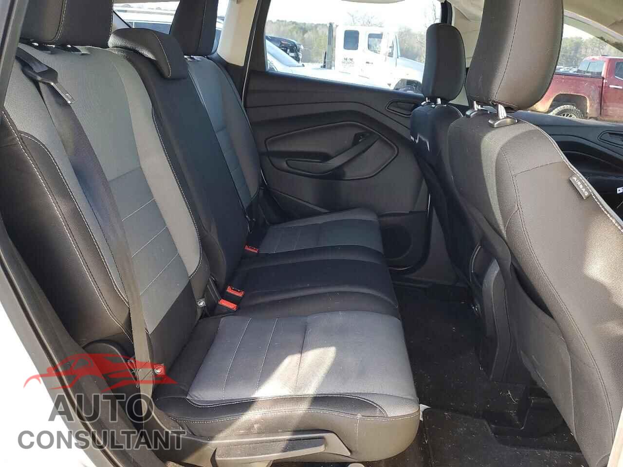 FORD ESCAPE 2019 - 1FMCU0F72KUB45330