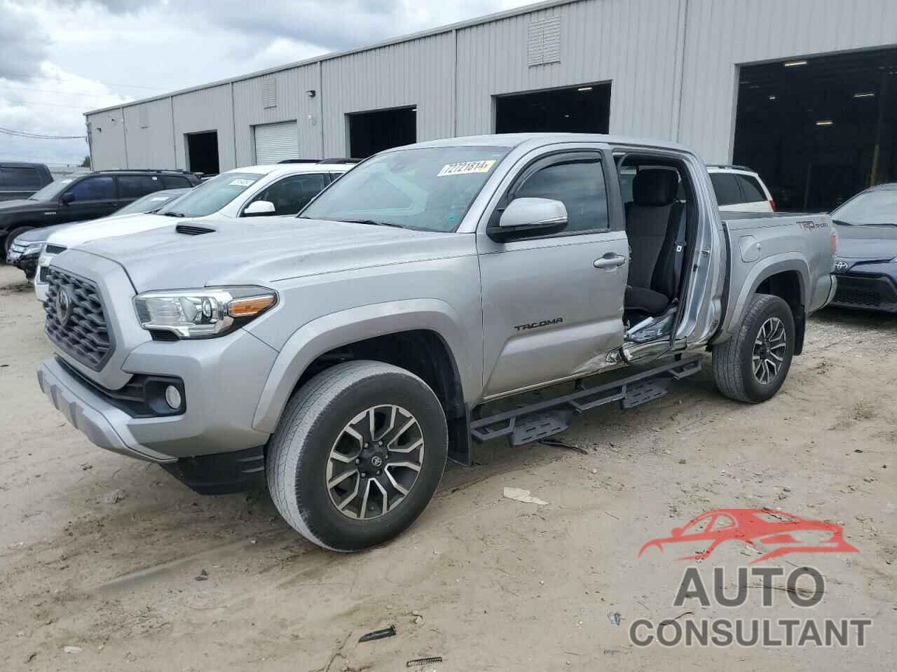 TOYOTA TACOMA 2021 - 5TFAZ5CN1MX096426