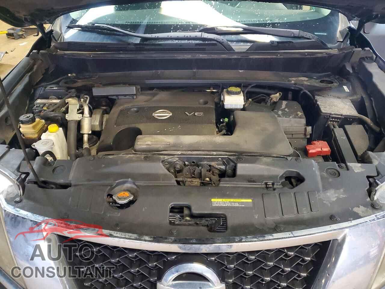 NISSAN PATHFINDER 2015 - 5N1AR2MN1FC682739