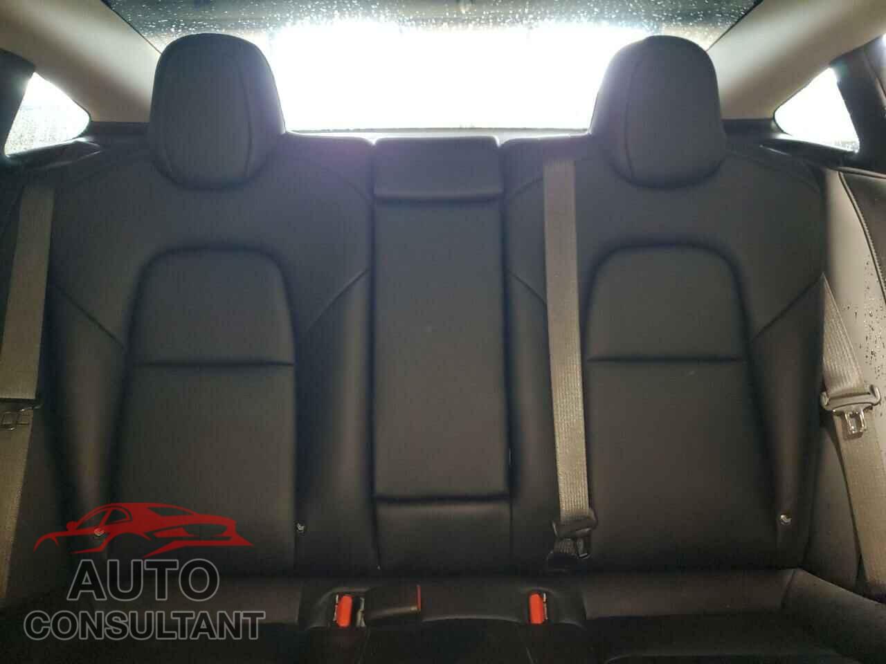 TESLA MODEL 3 2018 - 5YJ3E1EA1JF012540