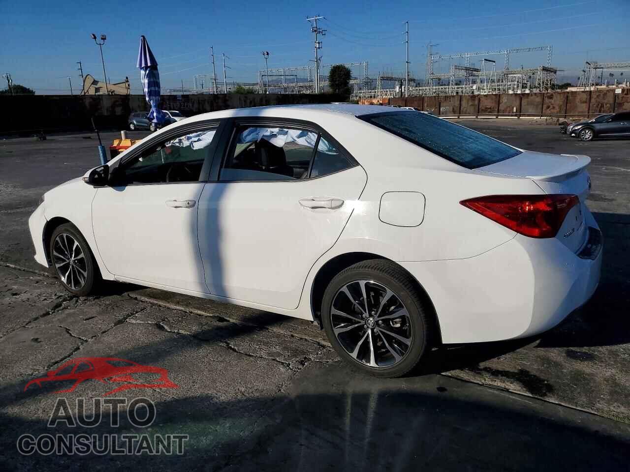 TOYOTA COROLLA 2017 - 5YFBURHE3HP716894