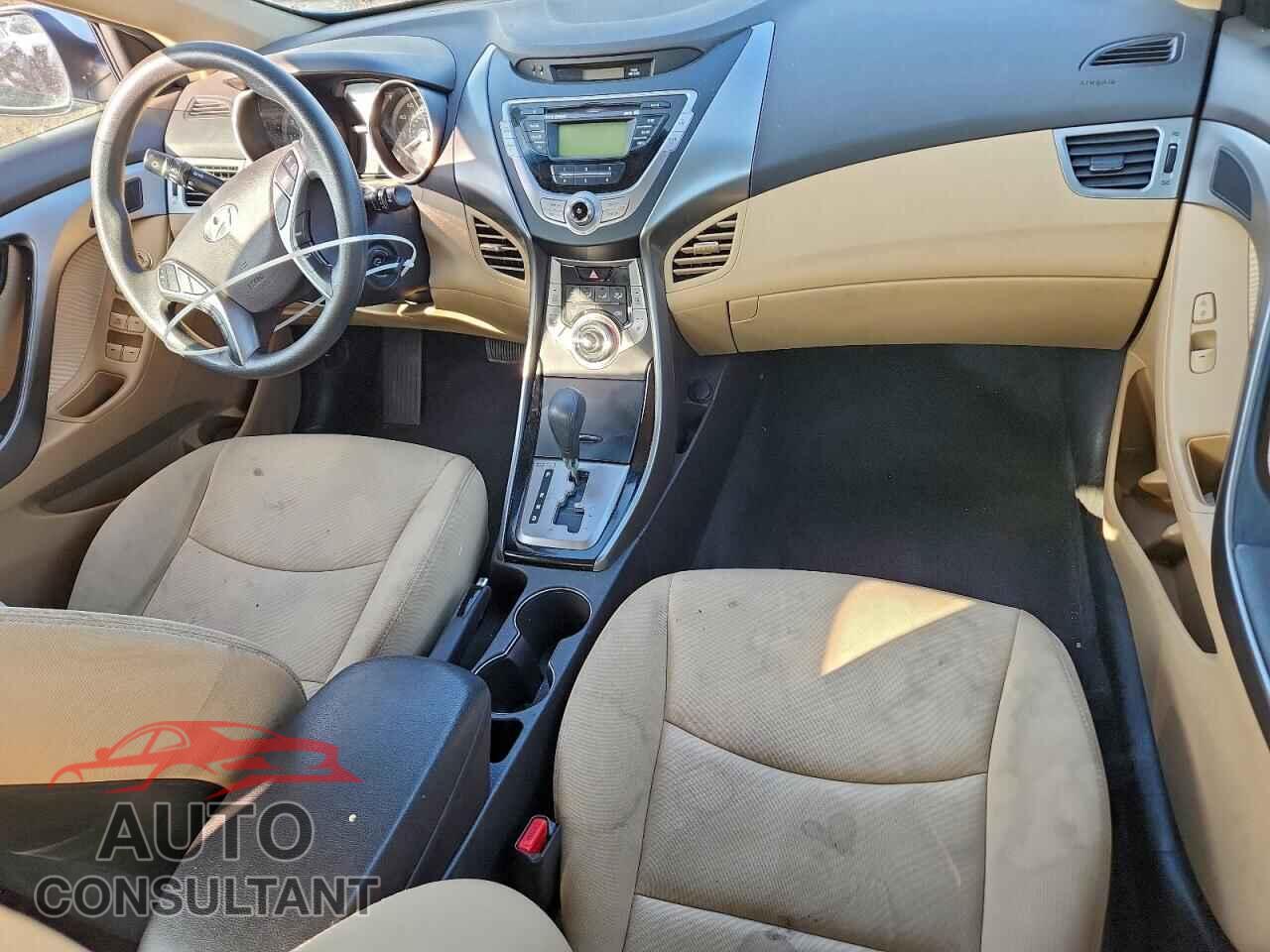 HYUNDAI ELANTRA 2013 - KMHDH4AE4DU576518