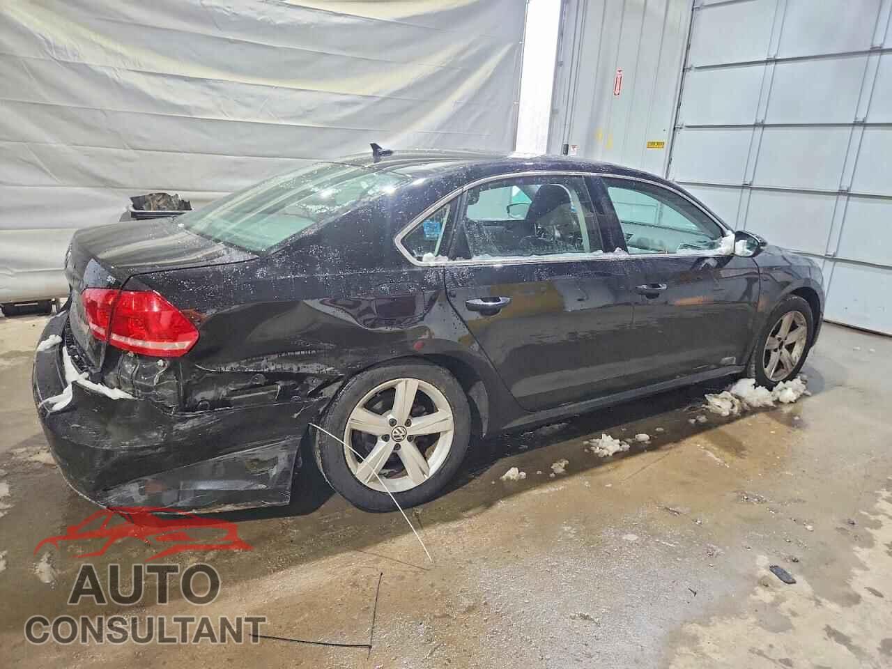 VOLKSWAGEN PASSAT 2012 - 1VWBP7A39CC042138