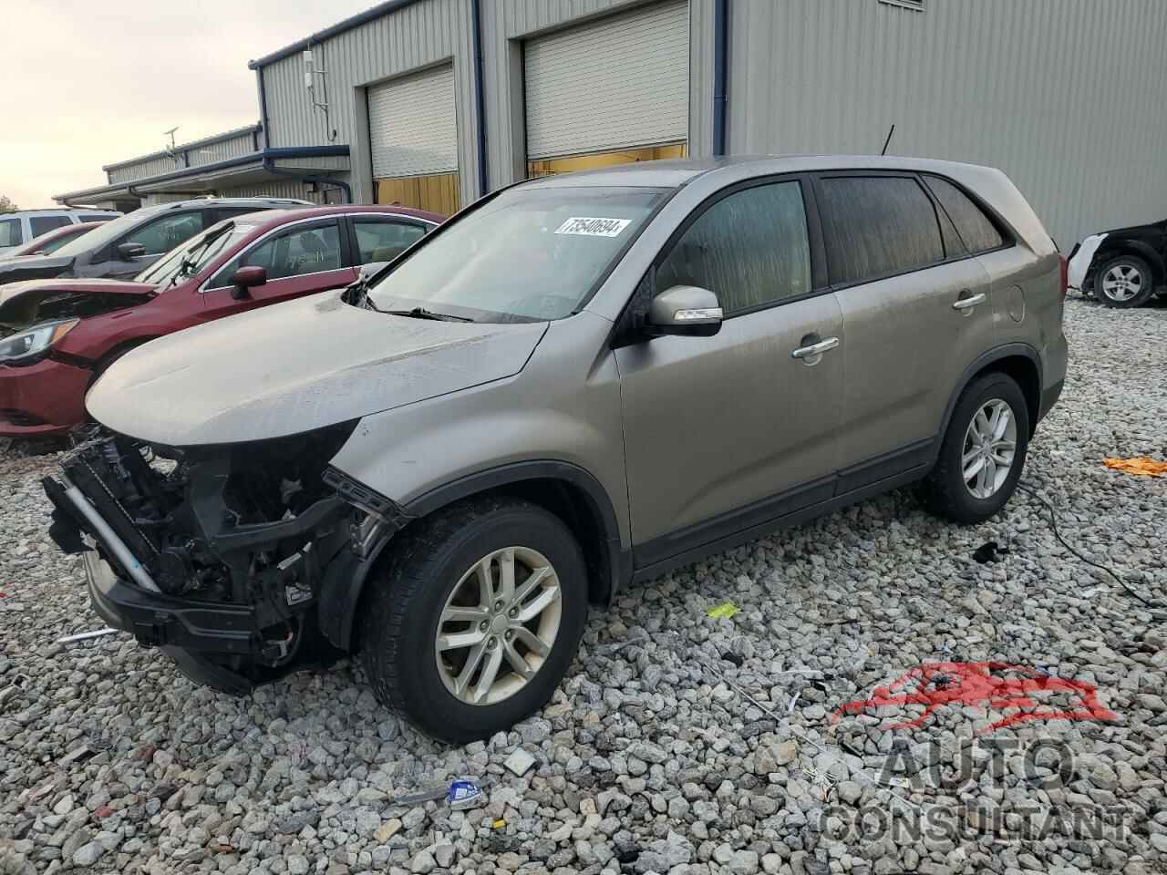 KIA SORENTO 2015 - 5XYKT3A66FG657926