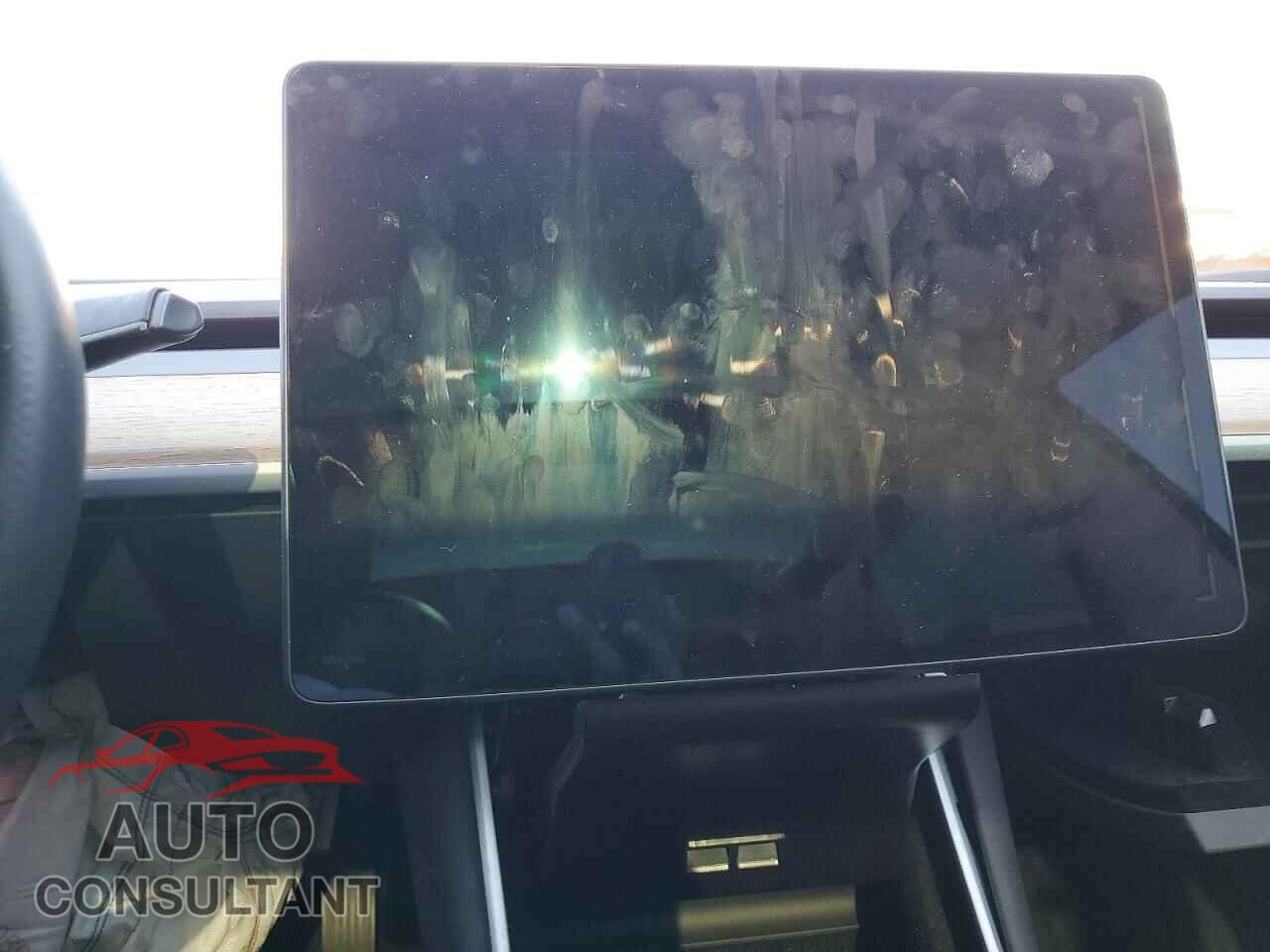 TESLA MODEL 3 2019 - 5YJ3E1EA0KF410419