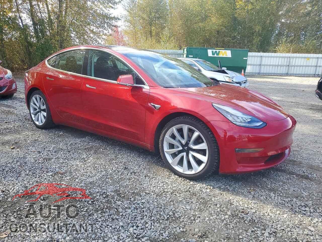 TESLA MODEL 3 2018 - 5YJ3E1EB6JF121732