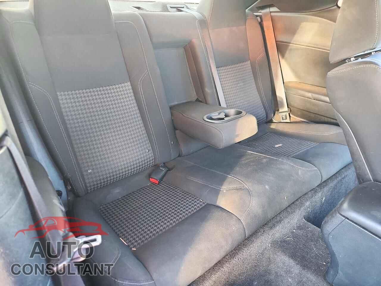 DODGE CHALLENGER 2015 - 2C3CDZAG3FH810927