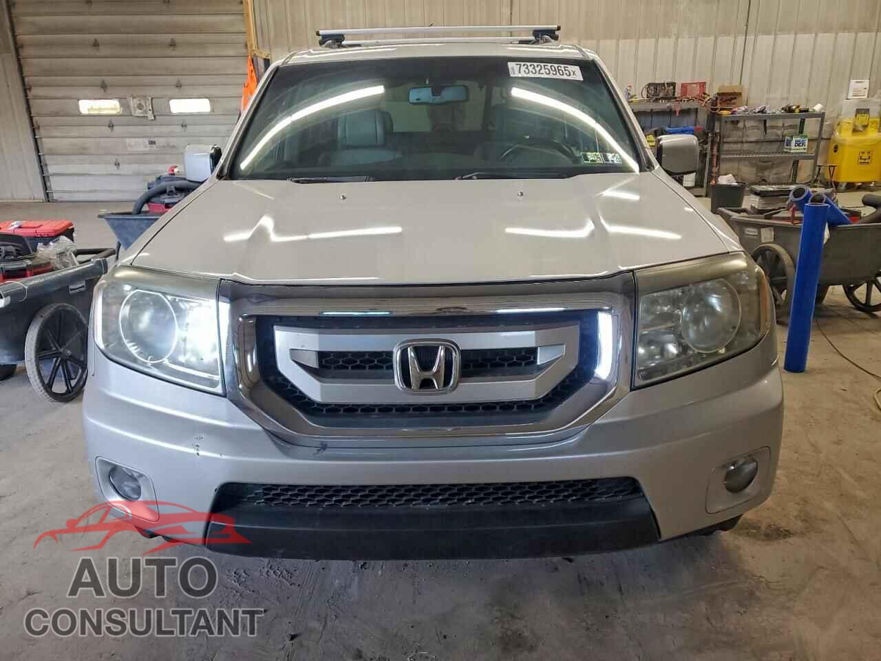 HONDA PILOT 2009 - 5FNYF48589B044299