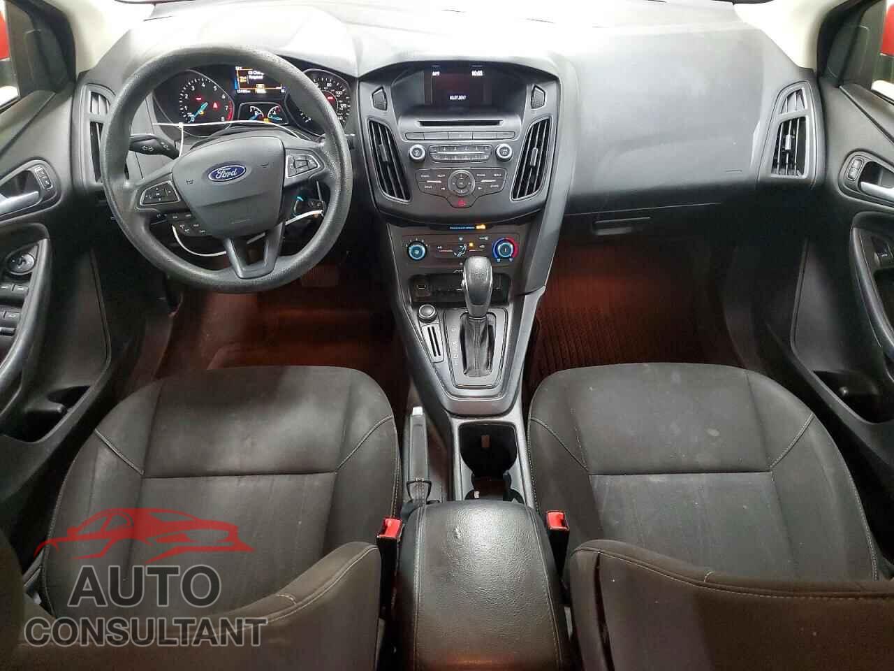 FORD FOCUS 2017 - 1FADP3F21HL224949