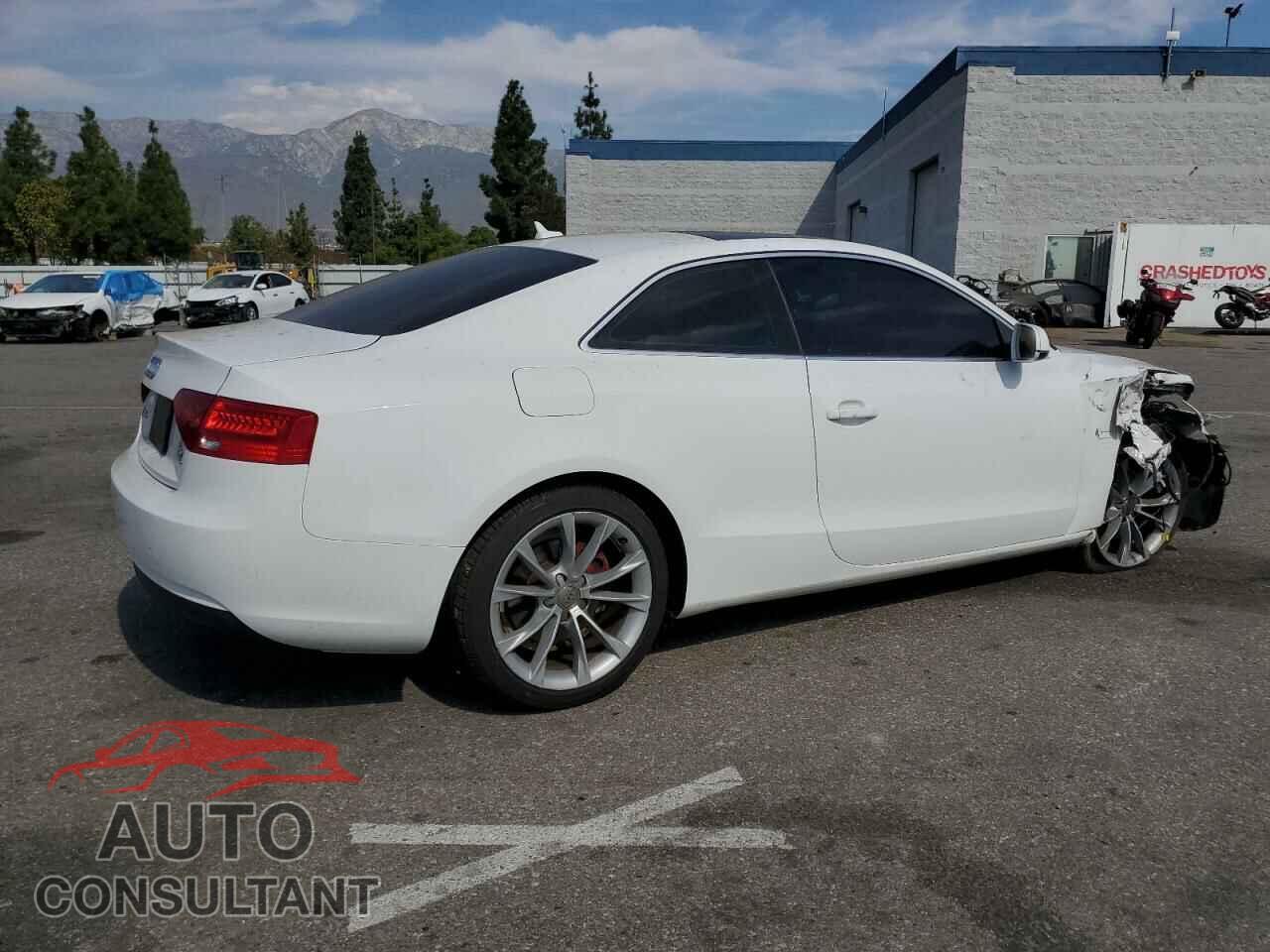 AUDI A5 2013 - WAULFAFR6DA002159