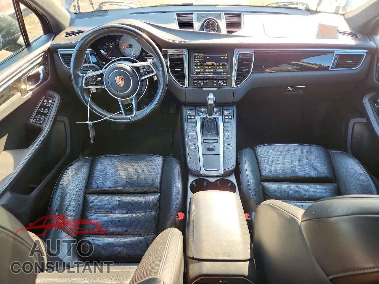 PORSCHE MACAN 2015 - WP1AB2A55FLB44833