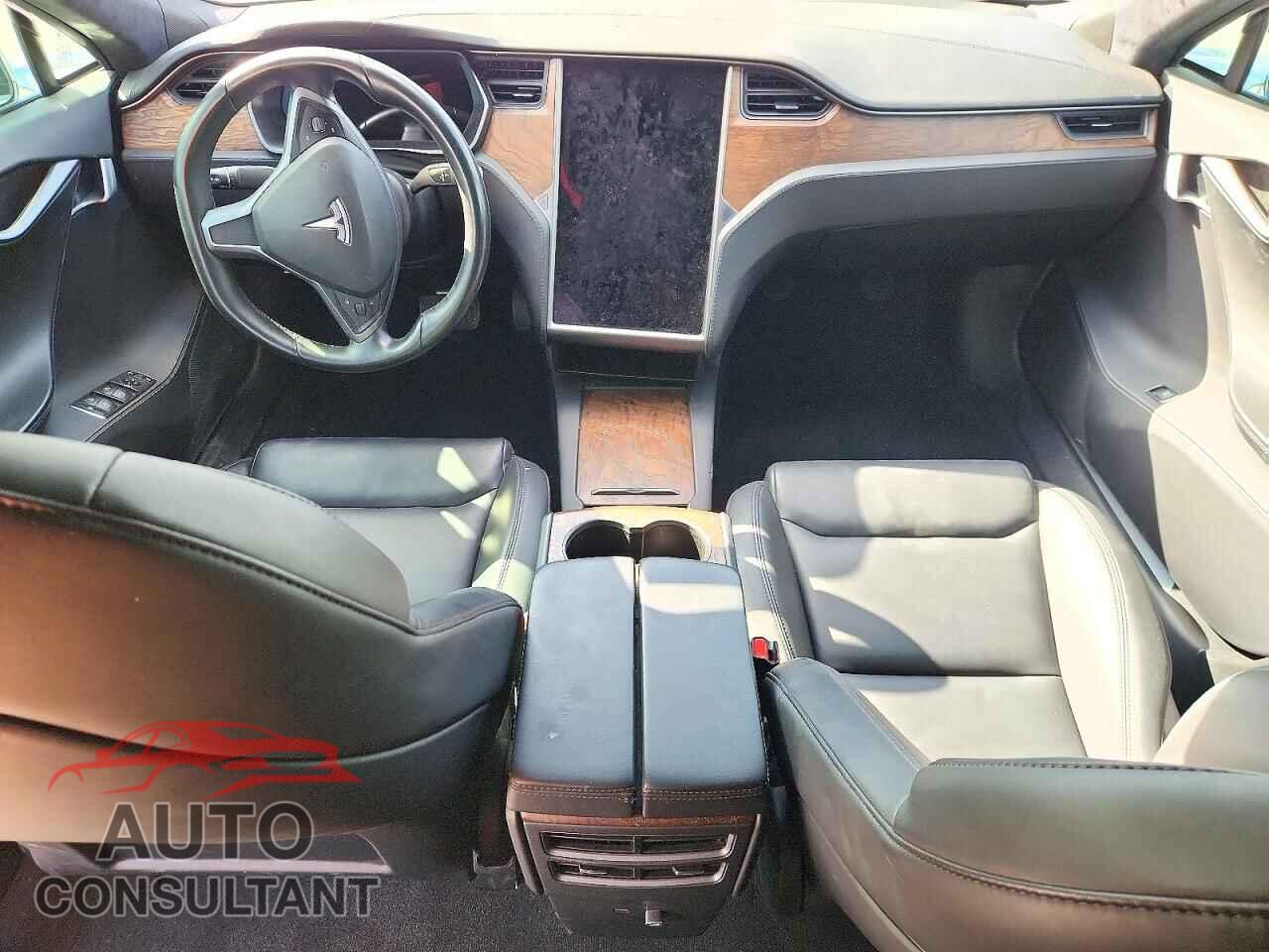 TESLA MODEL S 2020 - 5YJSA1E27LF400293