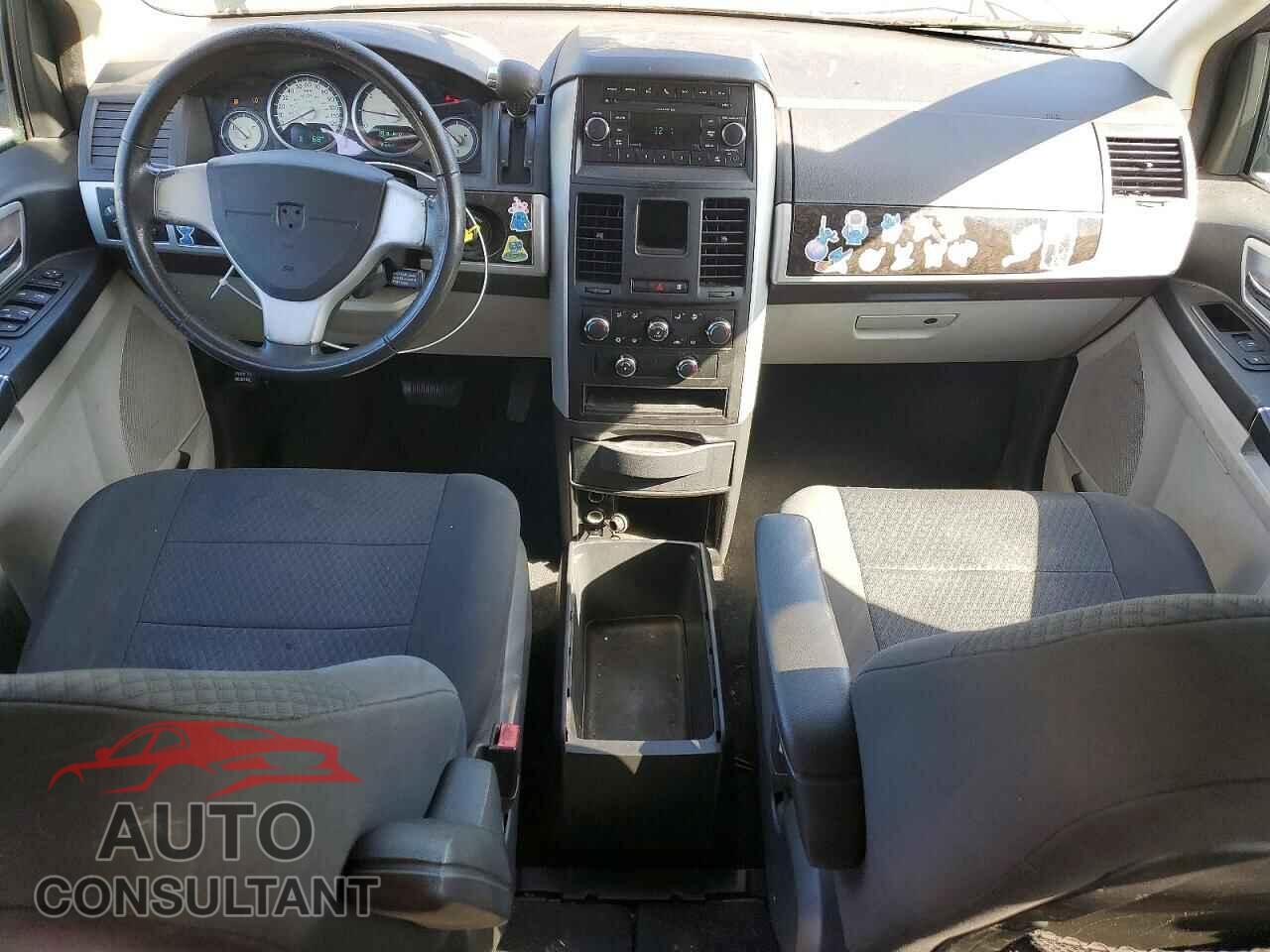 DODGE CARAVAN 2010 - 2D4RN5D15AR211584