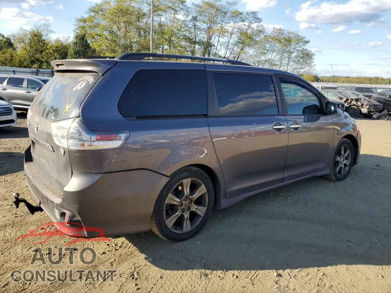 TOYOTA SIENNA 2013 - 5TDXK3DC8DS310754