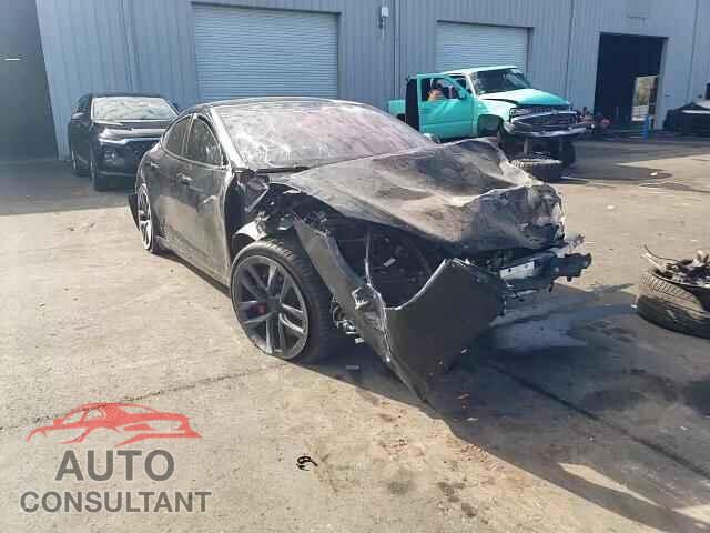 TESLA MODEL S 2023 - 5YJSA1E67PF512455