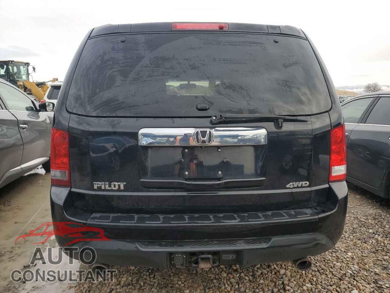 HONDA PILOT 2013 - 5FNYF4H54DB036628
