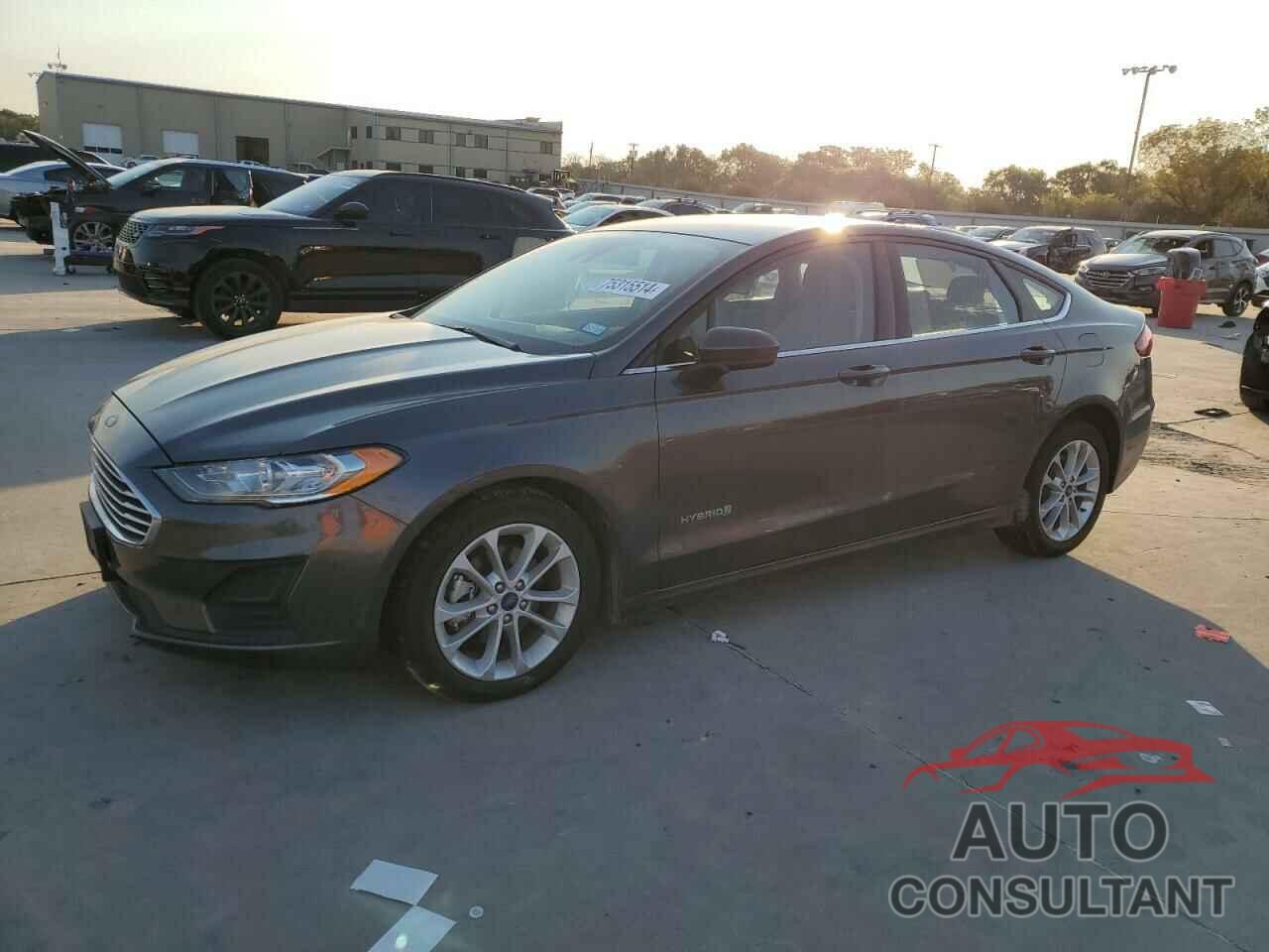 FORD FUSION 2019 - 3FA6P0LU8KR187727