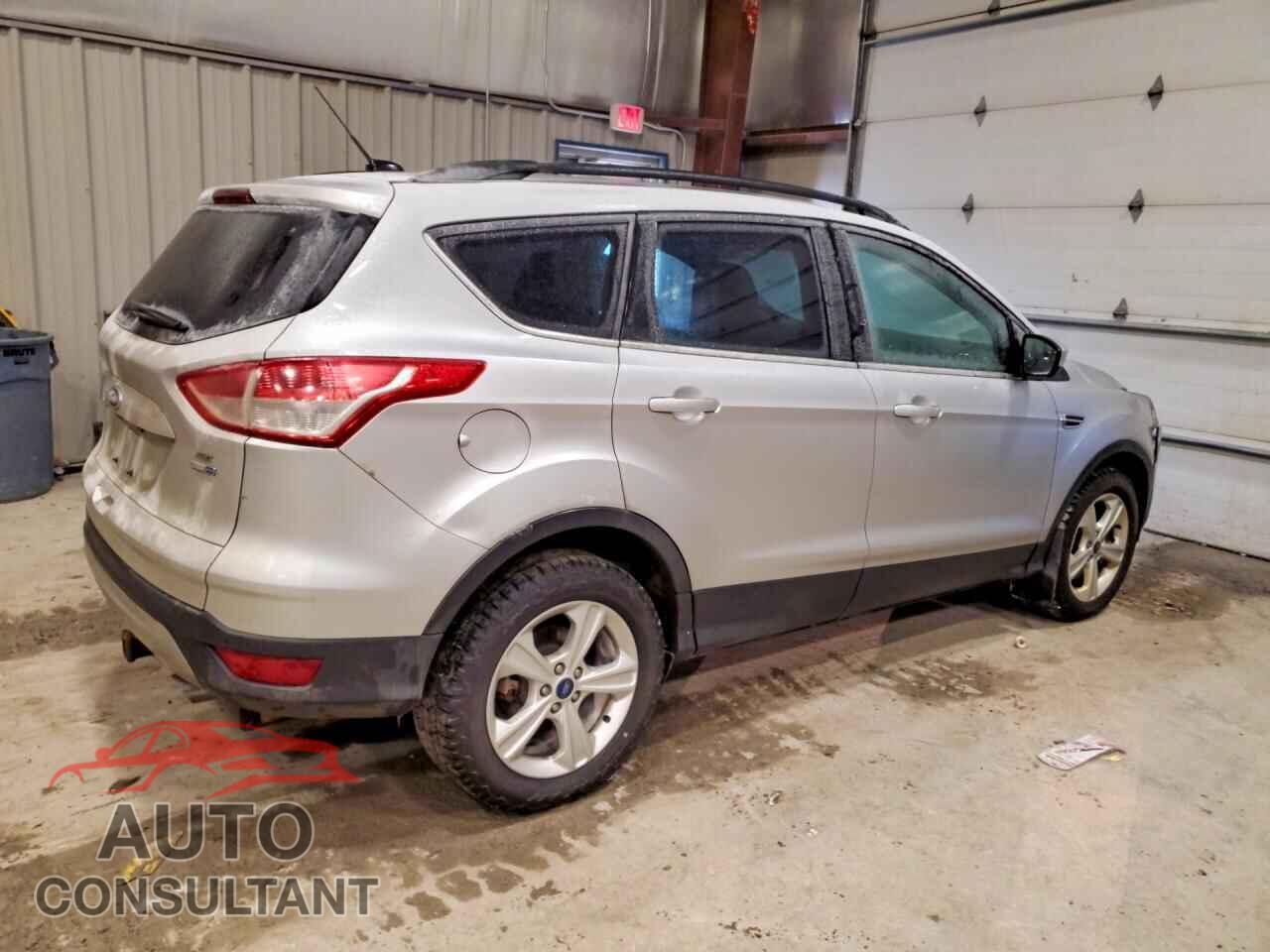 FORD ESCAPE 2015 - 1FMCU9G90FUB72911