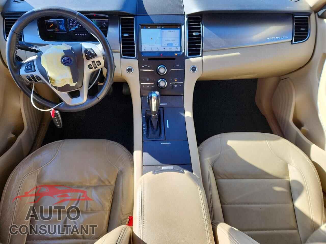 FORD TAURUS 2016 - 1FAHP2E85GG157152