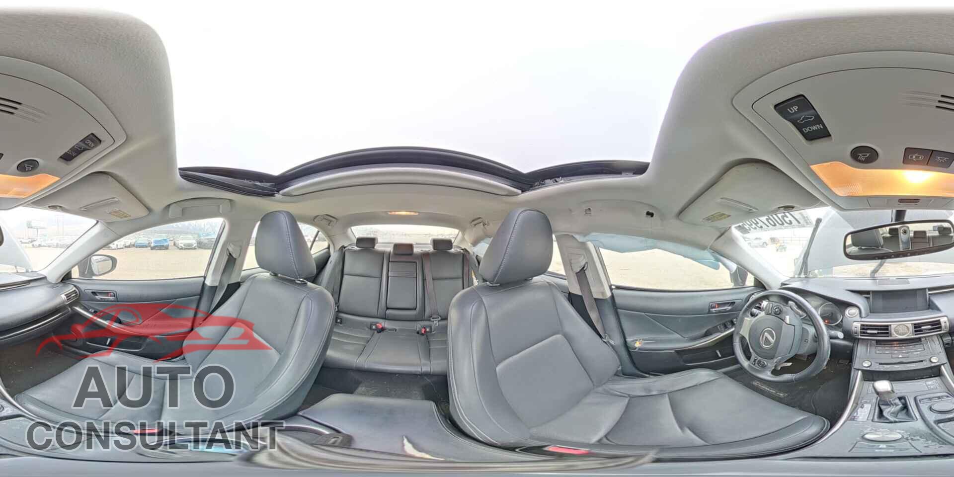 LEXUS IS 2015 - JTHCF1D20F5020868