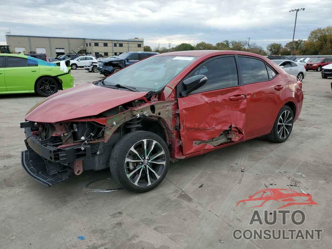 TOYOTA COROLLA 2018 - 5YFBURHE4JP797233